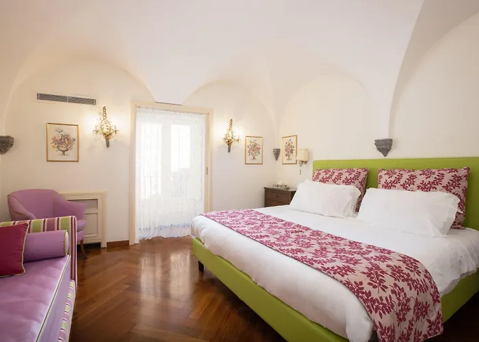 Palazzo Marziale 4*