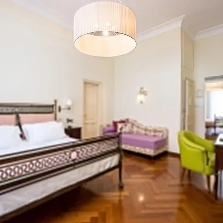 Palazzo Marziale 4*