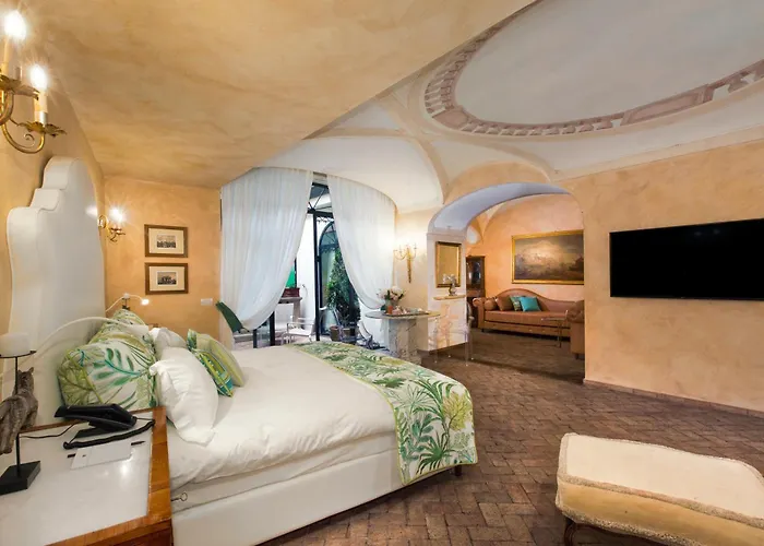 Palazzo Marziale بيت ضيافة 4*