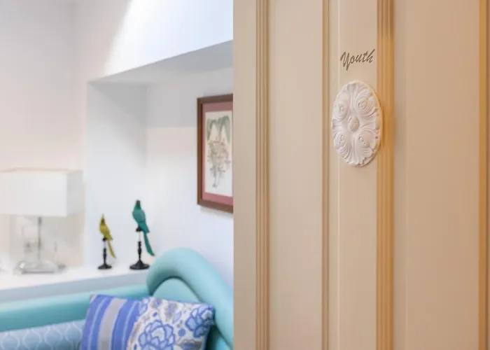 Palazzo Marziale 4* سورينتو