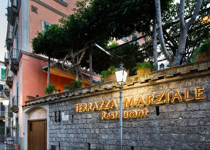 بيت ضيافة Palazzo Marziale 4*