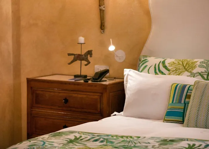 Palazzo Marziale 4* سورينتو