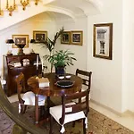 Guest house Palazzo Marziale 4*