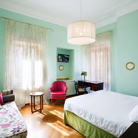 בית הארחה Palazzo Marziale 4*